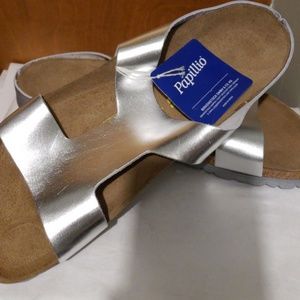 Papillipo sandles